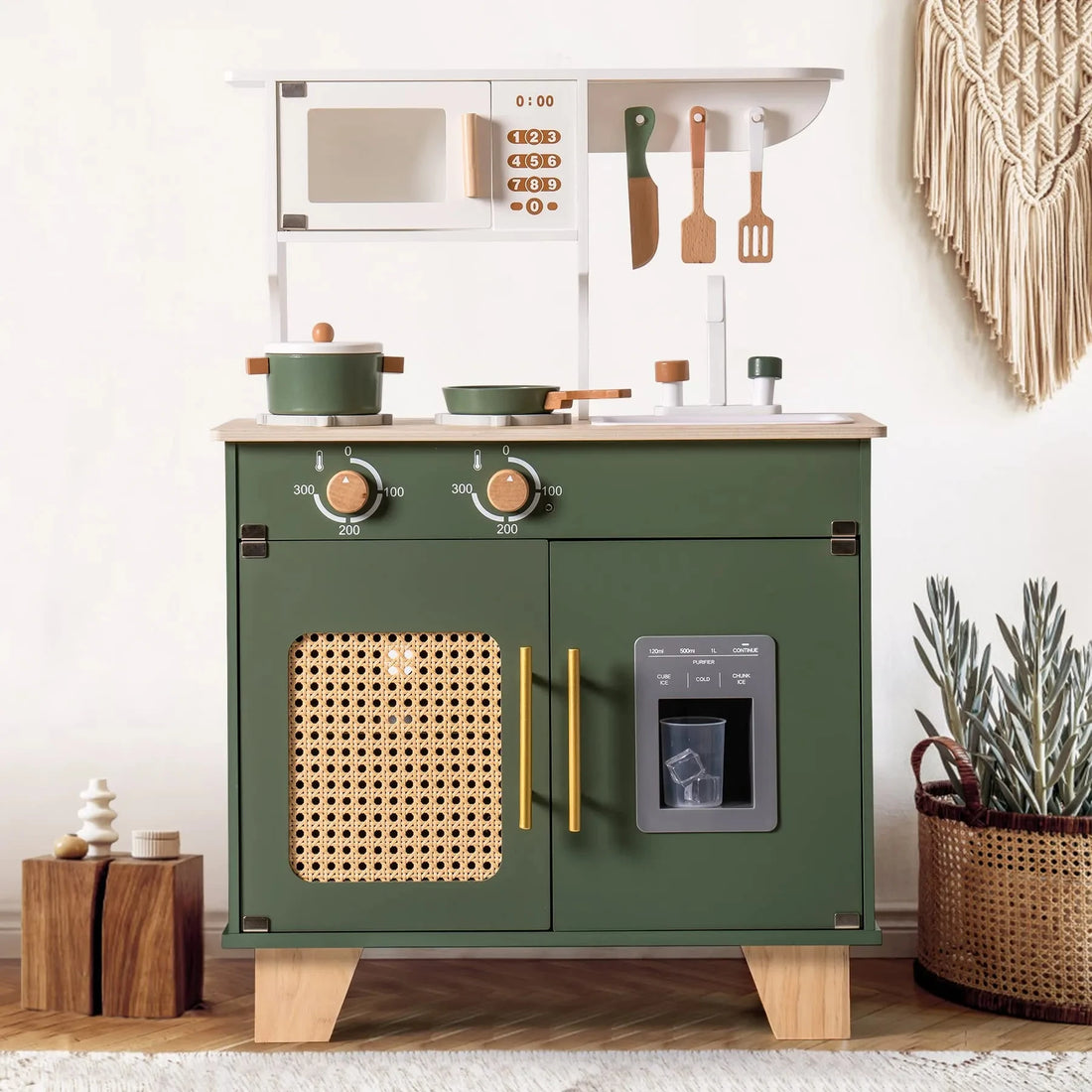 Cuisine et électroménager de jeu en bois vert — ROBUD