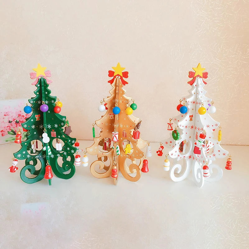 Petit sapin de Noël décoratif en bois — 19 cm