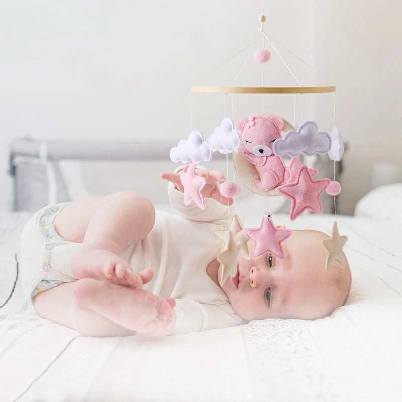Mobile bébé décoratif — Abeilles, jungle et moutons
