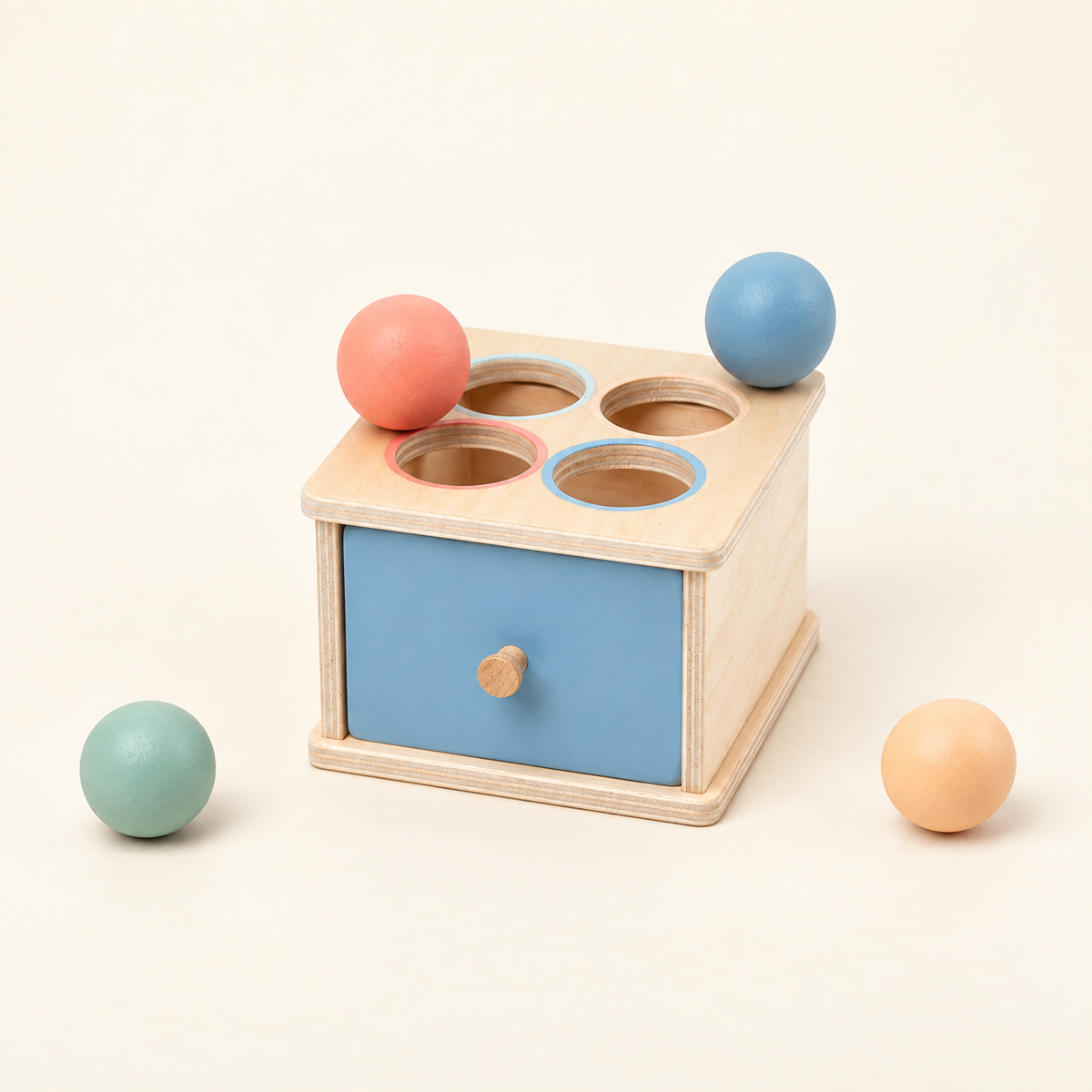 Boîte de tri en bois — Formes, jetons et bâtonnets — Balles