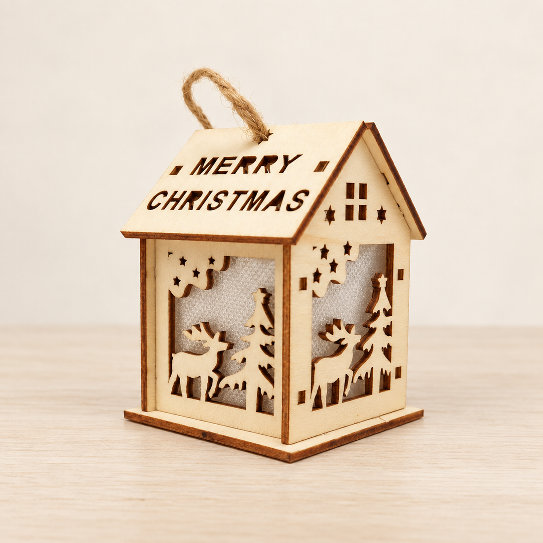 Petites maisons de Noël en bois — Décorations de table — Maison B