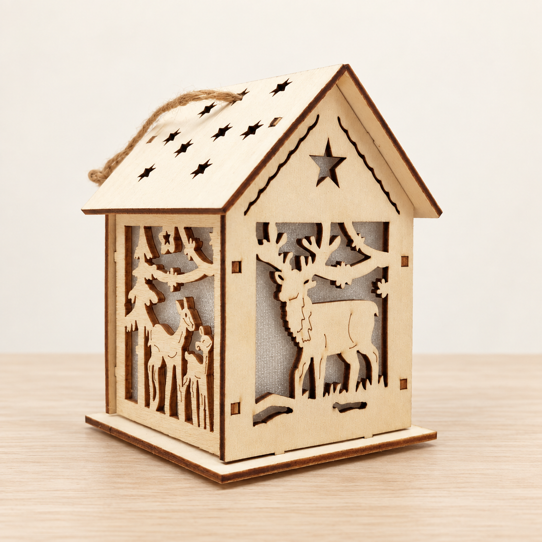 Petites maisons de Noël en bois — Décorations de table — Maison H